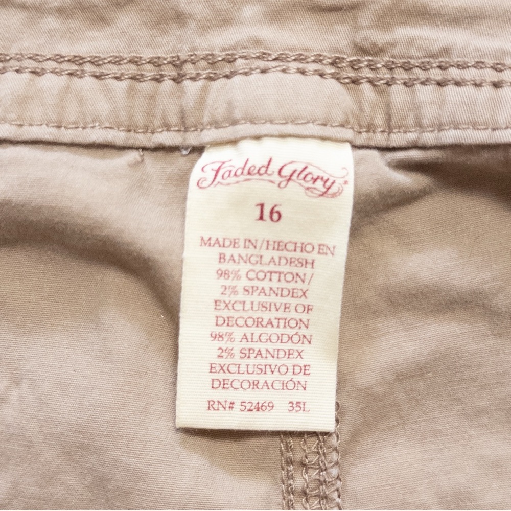 Vintage Y2K Faded Glory Khaki Cargo Capri Pants Plus Size 16 - Picture 4 of 7